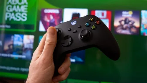 报道：微软要求提升 Xbox 利润或成裁员与涨价背后原因——Xbox 业务盈利压力如何影响玩家与市场